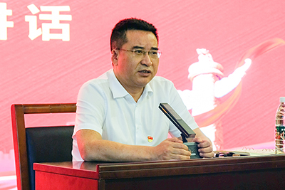 E:2023.66.30党群工作部：v8哈希游戏运业召开“七一”赞美大会暨主题教育培训官网20230630-04-蔡总.jpg