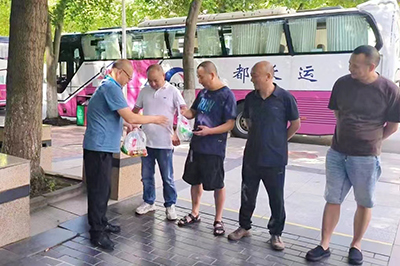 E:2023.77.28【助力大运】以关爱鼓励士气，拼全力备战大运——v8哈希游戏运业持续发展慰问活动官网20230728-01-v8哈希游戏长运游览2.jpg