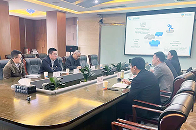 四川港投云港科技有限公司董事长、总经理叶昕到v8哈希游戏运业调查互换